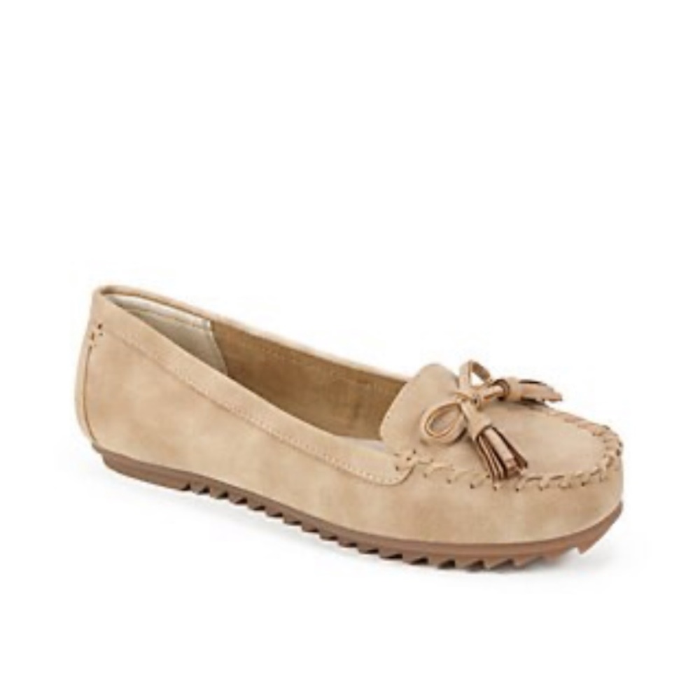 Cliffs by White Mountain Samanda Loafers